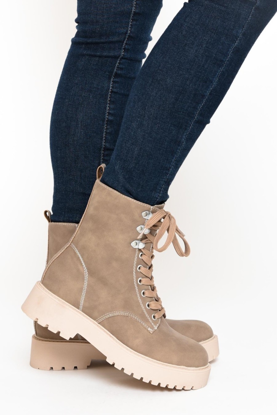 Shoes Los Cabos | Raine Taupe Lace Up Boot