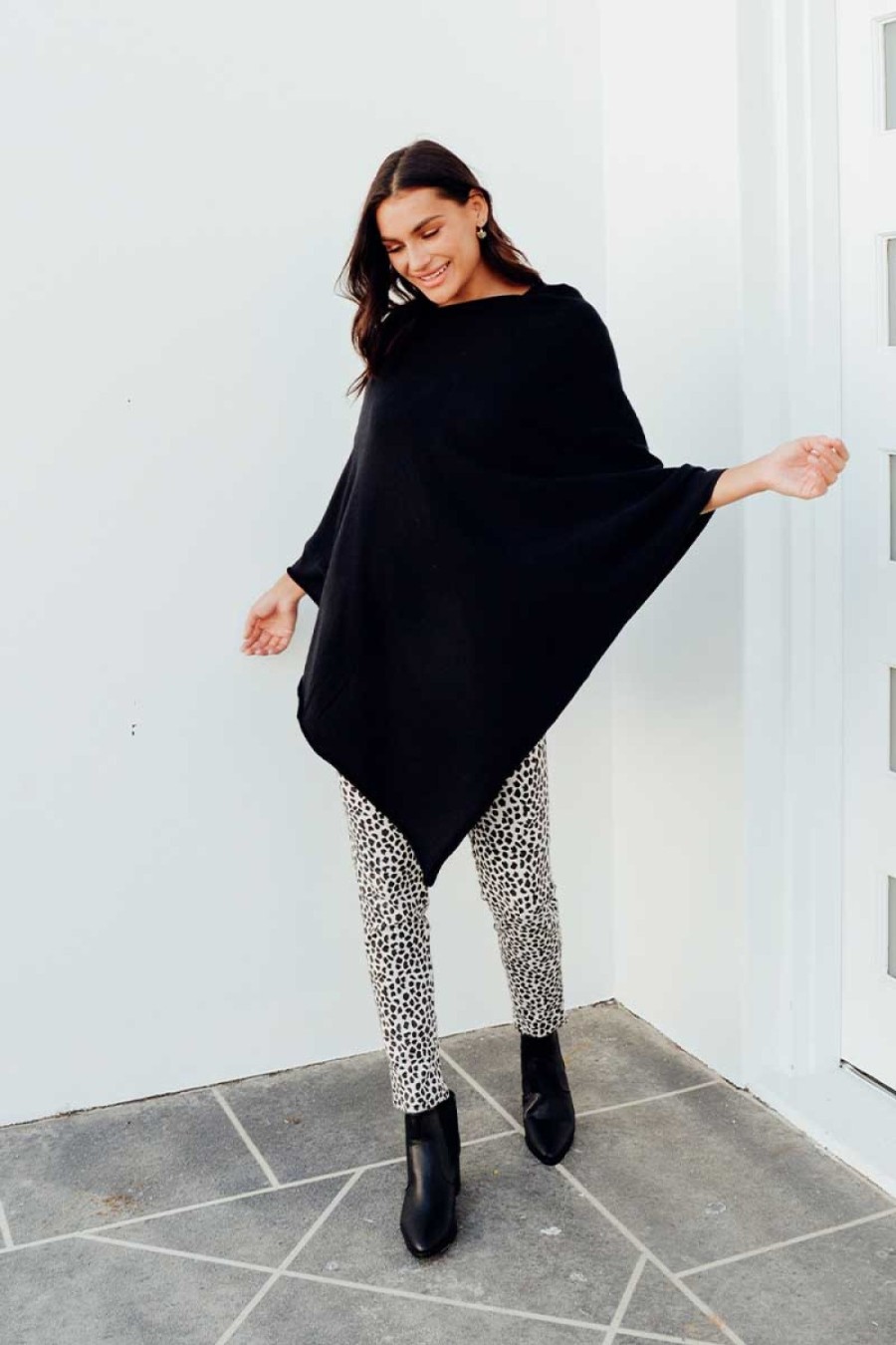 Clothing Zura Ponchos | Amy Black Wool Blend Poncho