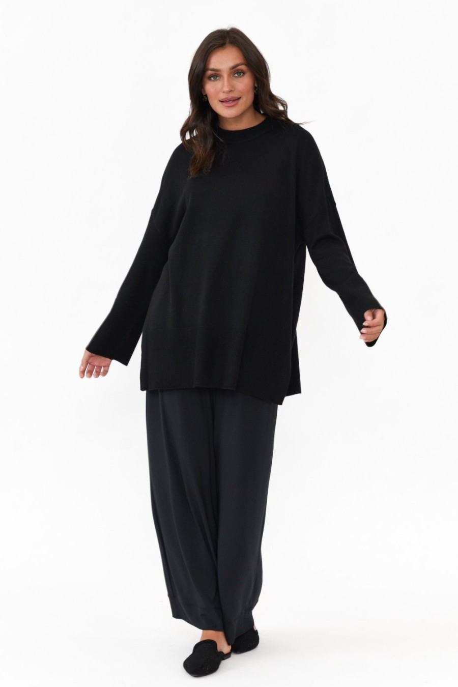 Clothing Tirelli Knitwear | Collins Black Wool Blend Split Hem Jumper