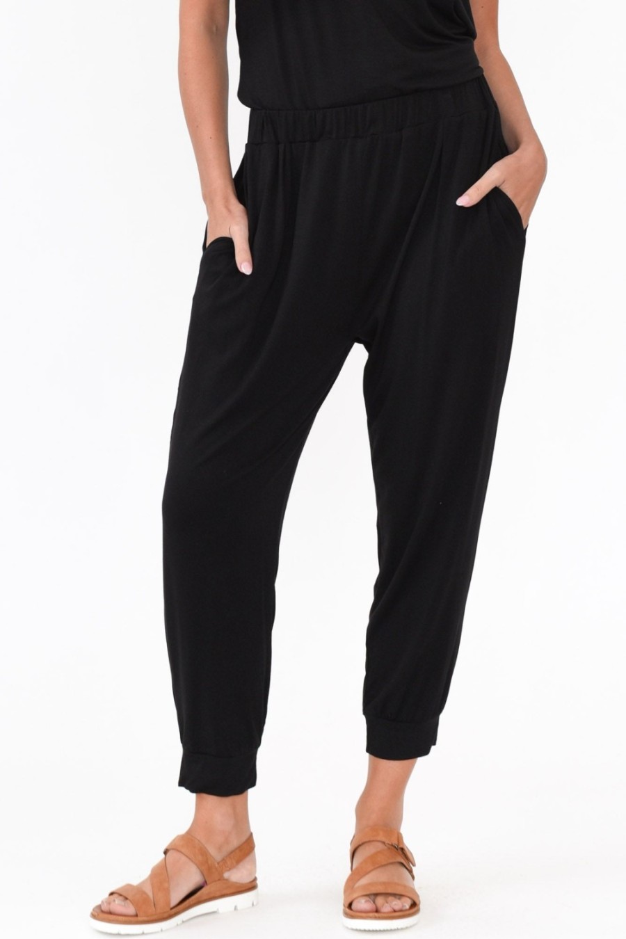 Clothing Bamboo Villa Pants | Tonkin Black Bamboo 3/4 Pant