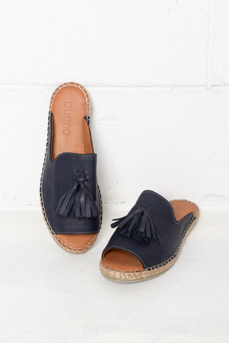 Shoes Bueno Slides | Keilor Navy Leather Tassel Slide