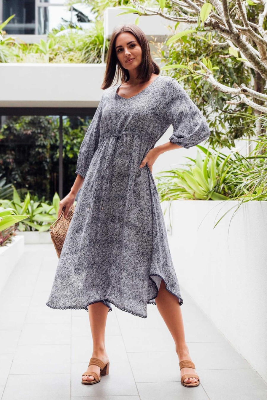 Clothing Slate the Label Below Knee Dresses | Nat Blue Floral Midi Dress