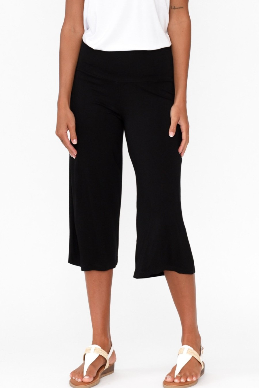 Clothing Bamboo Body Pants | Cassie Black Bamboo Cropped Pant