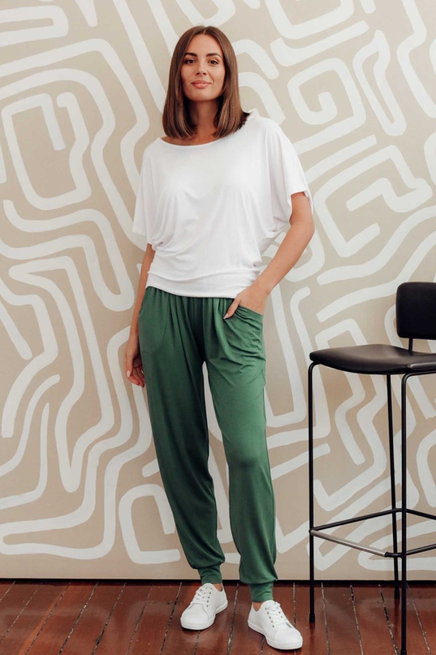 Clothing Betty Basics Pants | Emerald Weekend Pant