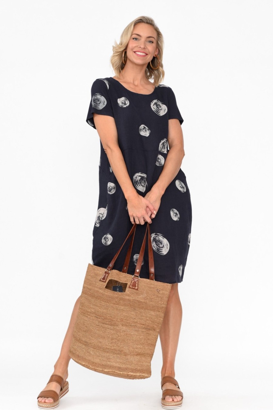 Clothing Cali and Co Linen Dresses | Sawyer Navy Spot Linen Pocket Dress