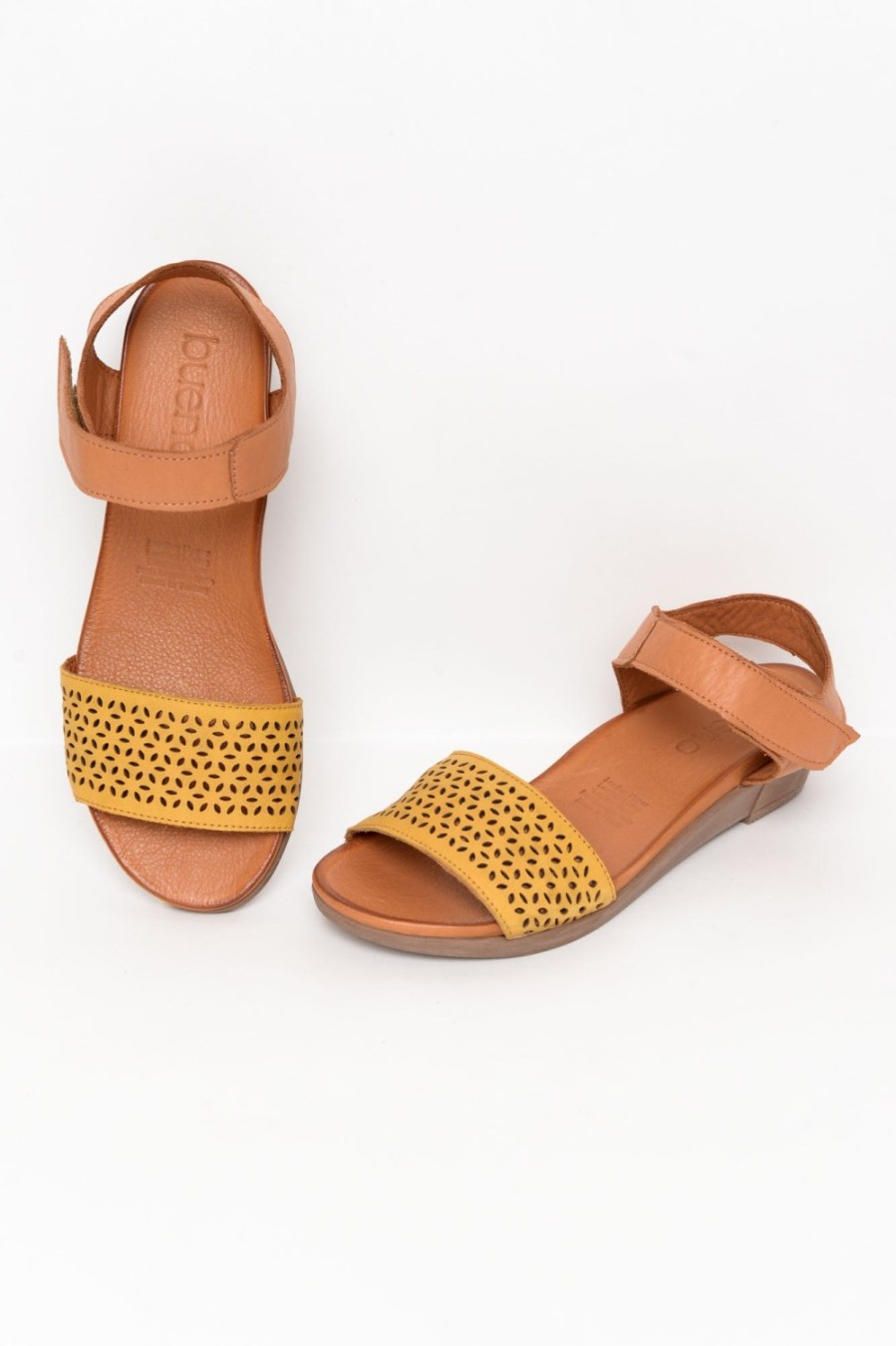 Shoes Bueno Flat Sandals | Adelaide Yellow Leather Cut Out Sandal