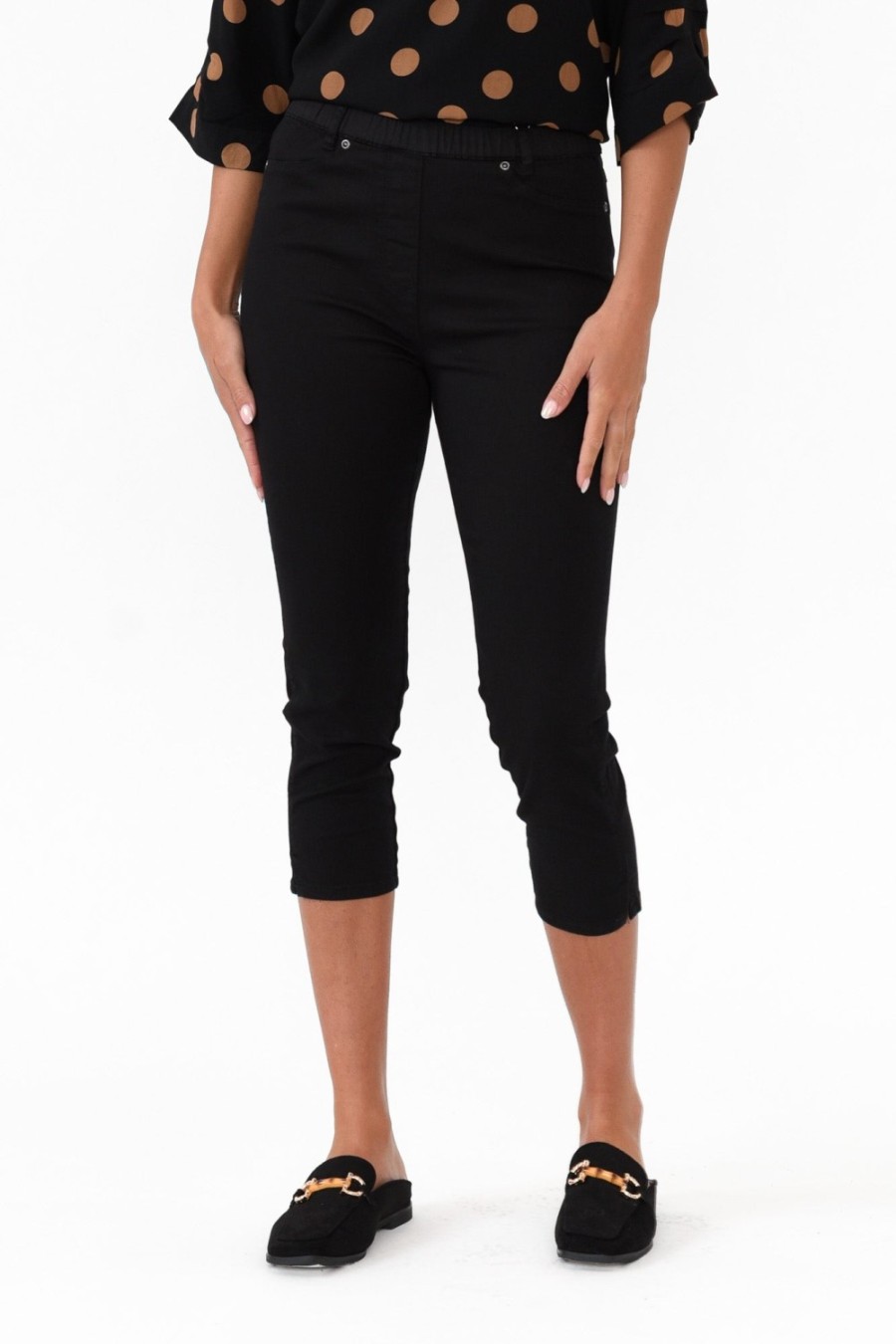 Clothing Cafe Latte Pants | Reed Black Stretch Cotton Capri Pant