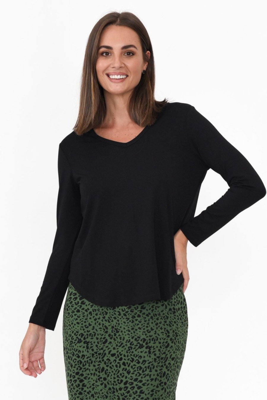 Clothing Lou Lou Sleeved Tops | Sia Black Bamboo V Neck Top