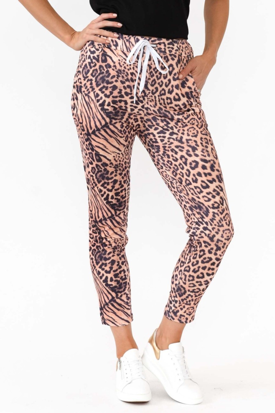 Clothing Hourglass Pants | Rowan Brown Animal Tie Pant