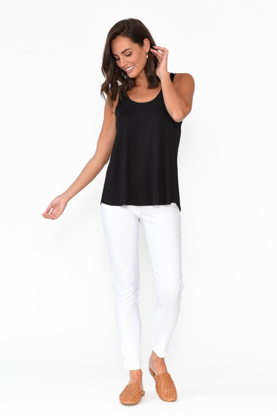 Clothing Bamboo Body Sleeveless Tops | Black Bamboo Relaxed Singlet