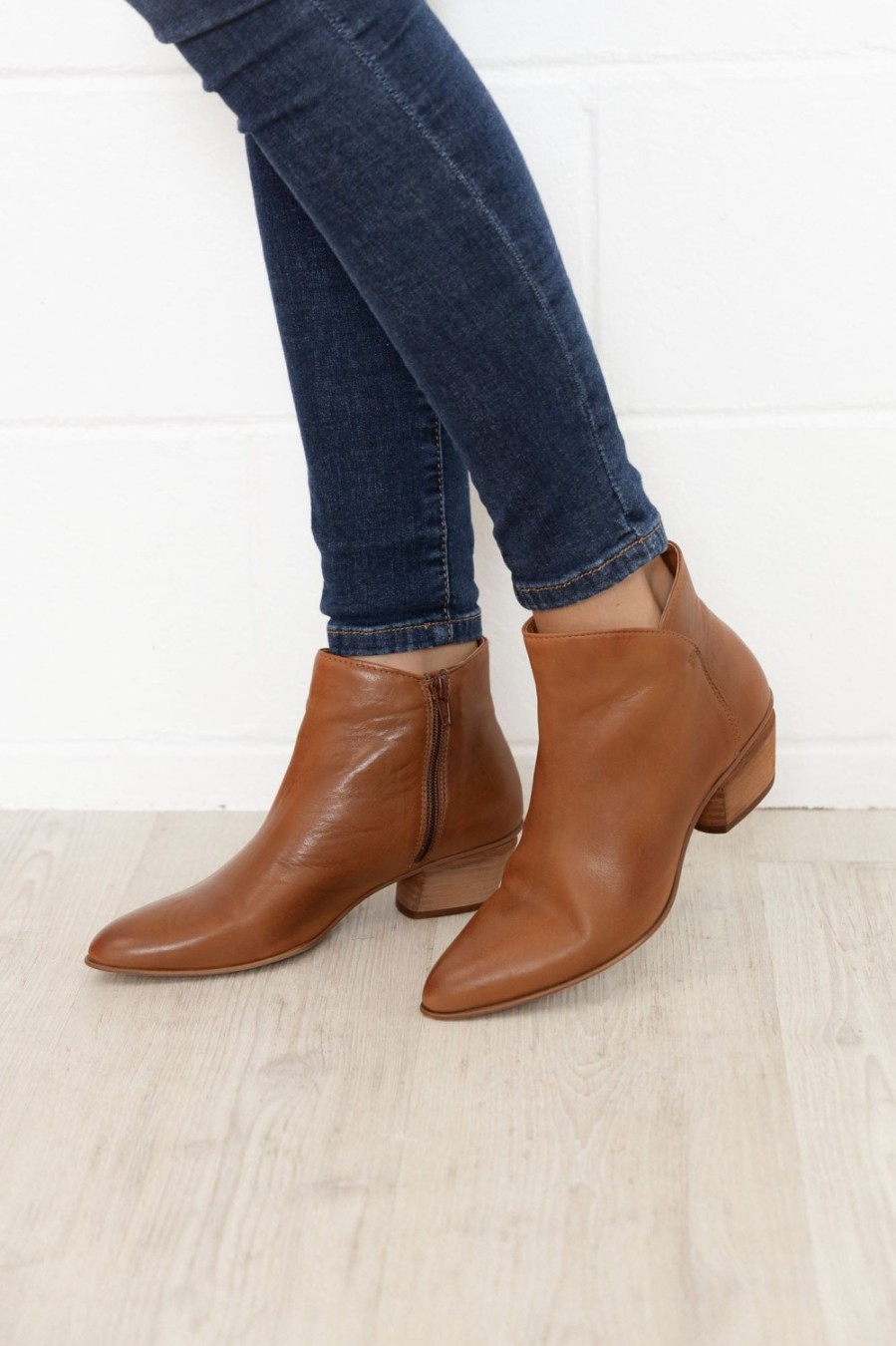 Shoes EOS | Weston Brandy Leather Ankle Boot