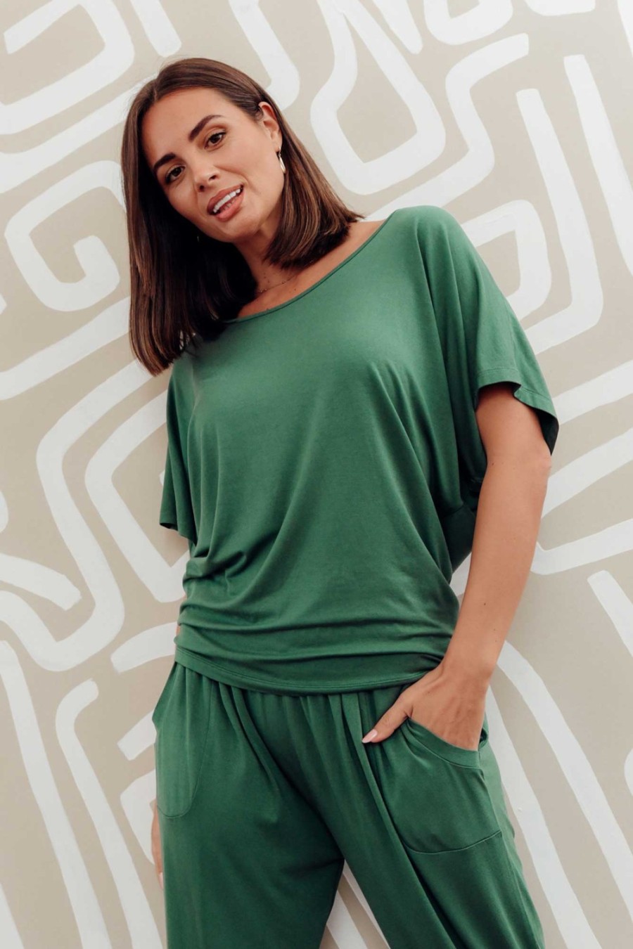 Clothing Betty Basics Sleeved Tops | Emerald Maui Tee